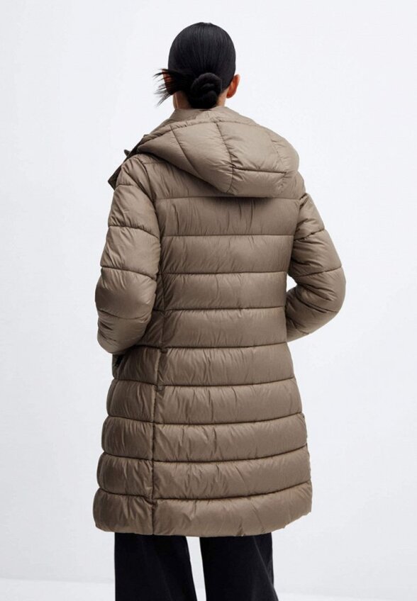 Пуховик Mango