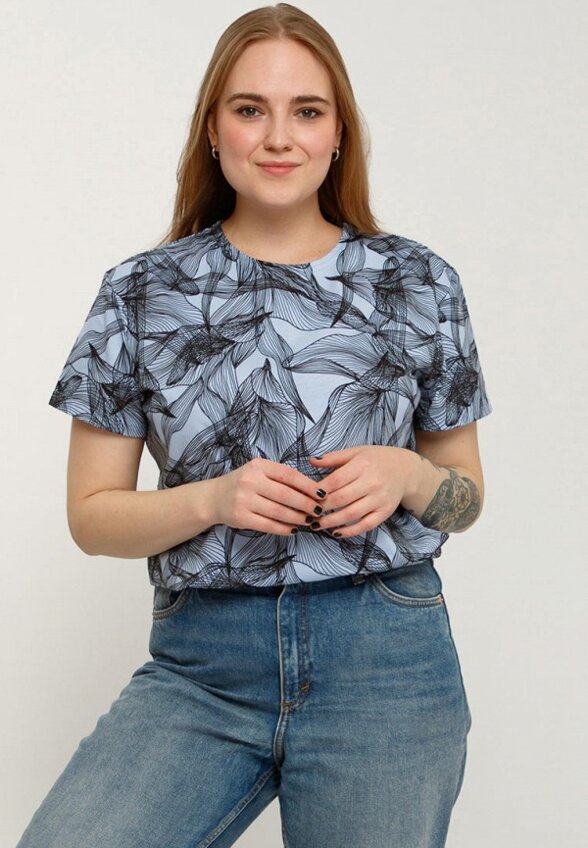 Футболка Апрель