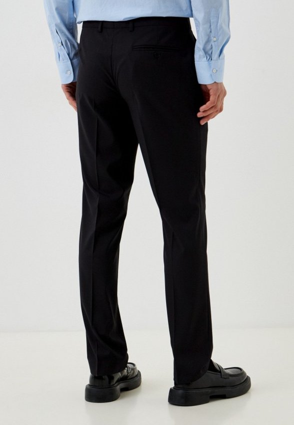 Костюм классический Laconi