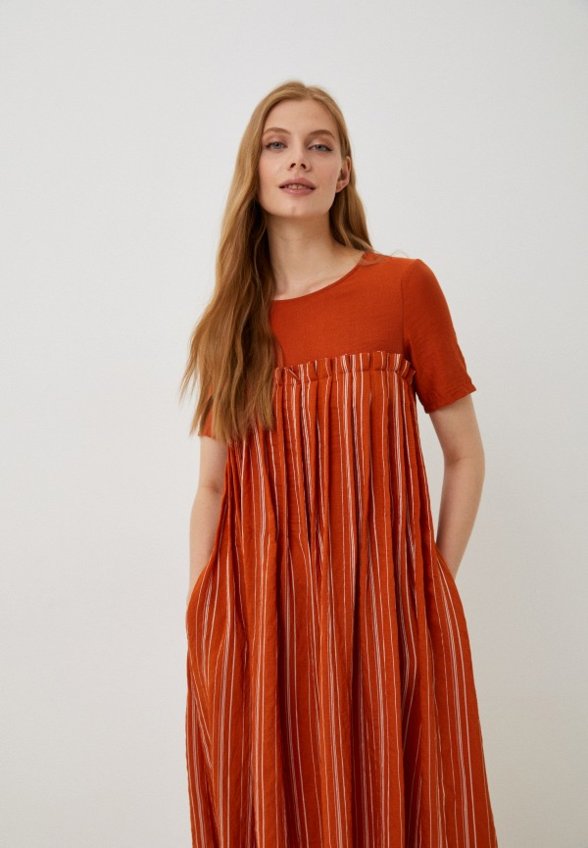 Платье MadaM T