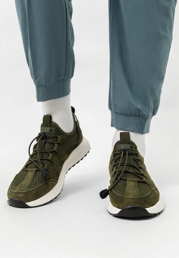 Кроссовки Baasploa