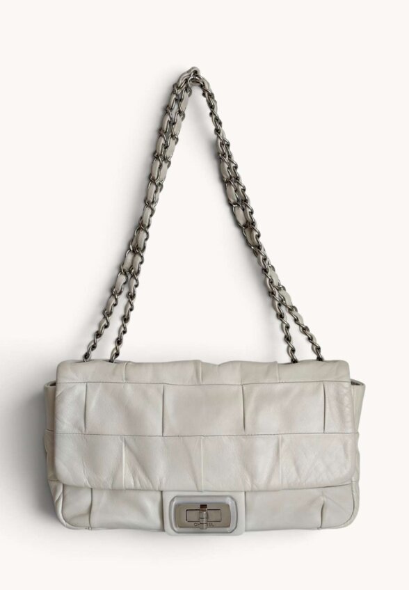 Chanel 2.55