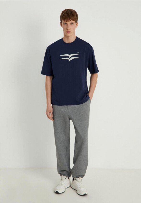 Футболка Finn Flare