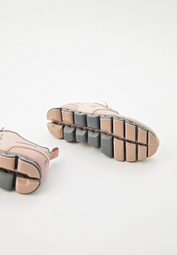 Кроссовки On