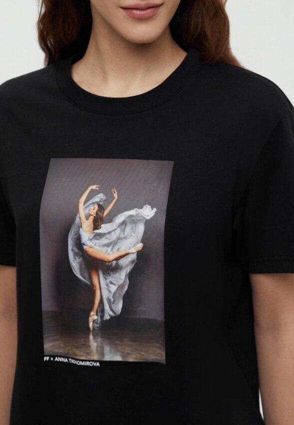 Футболка Finn Flare