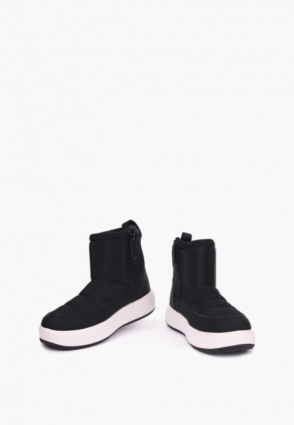 Дутики Instreet