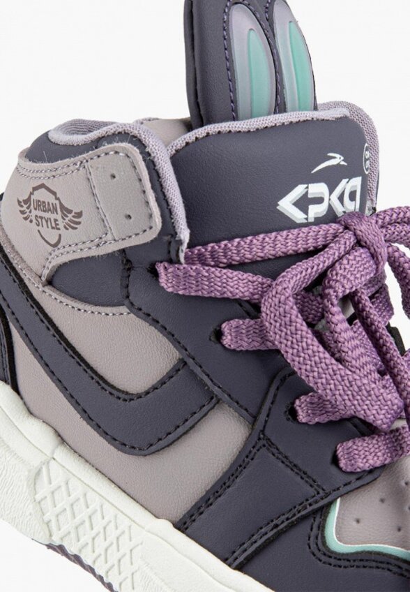 Кроссовки Kapika