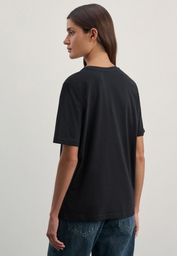 Футболка Zarina