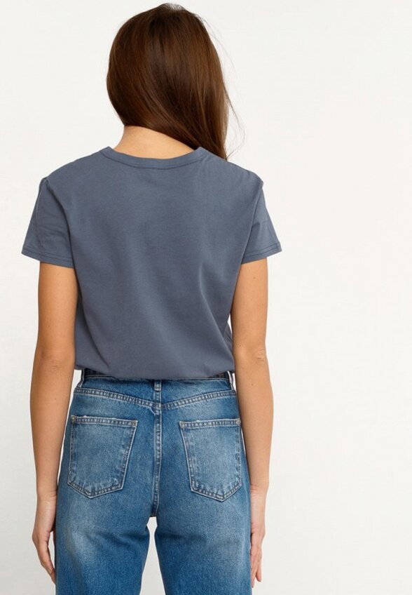 Футболка Апрель