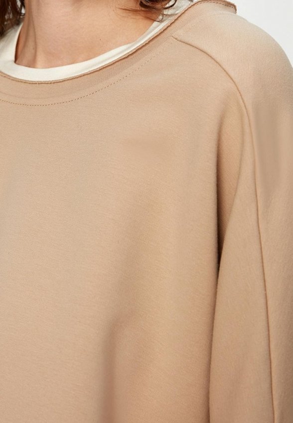 Свитшот Bstatement