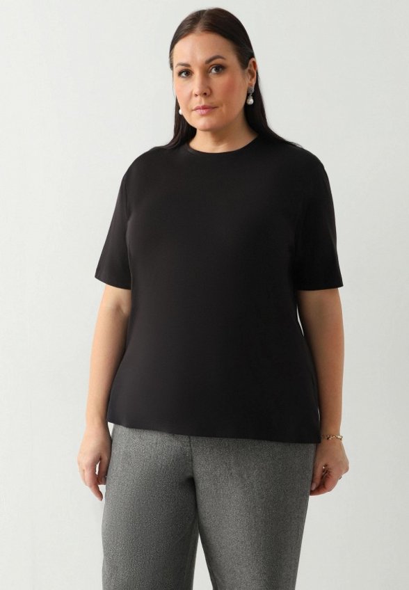 Футболка Lilly Bennet