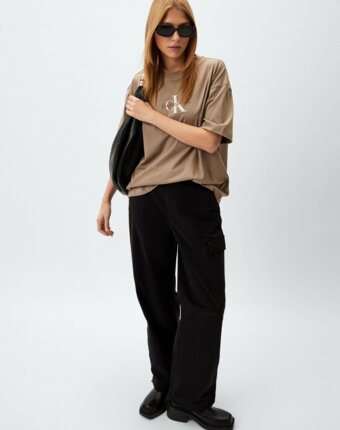 Брюки Calvin Klein Jeans женщинам