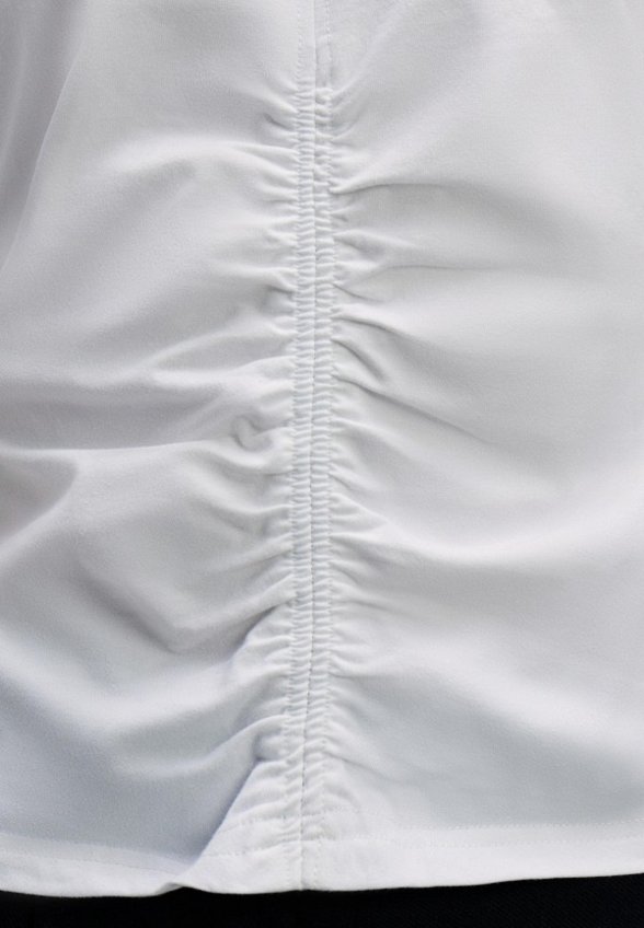 Футболка Zarina