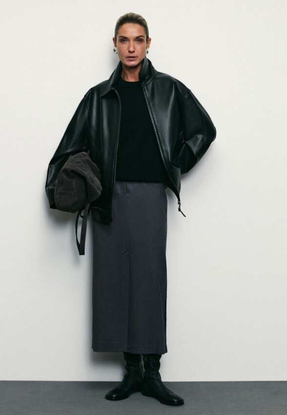 Куртка кожаная Zarina