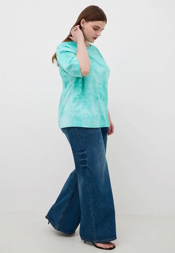 Футболка Lessismore