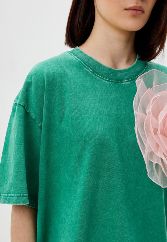 Футболка и брошь Francesca Peretti