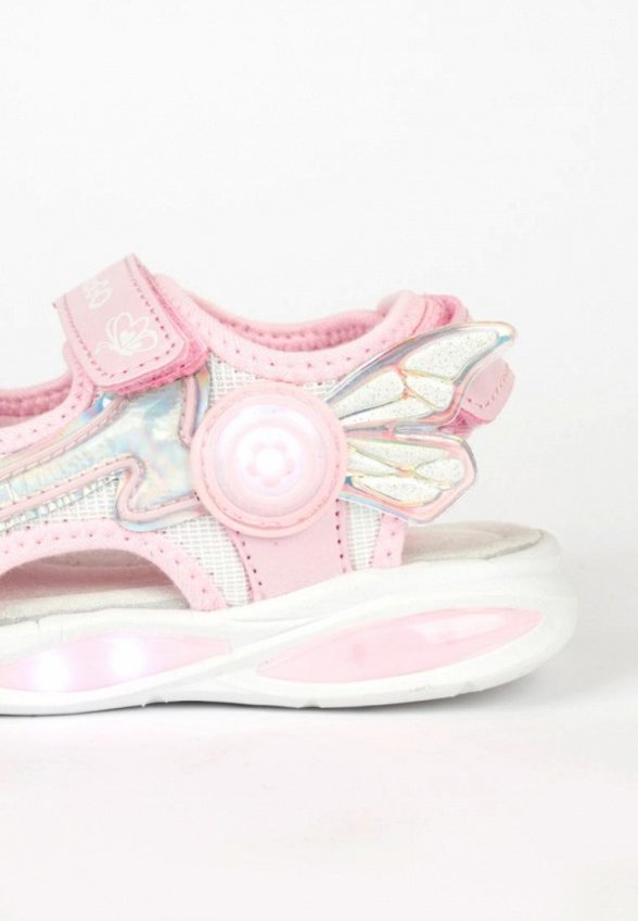 Сандалии Tikkago