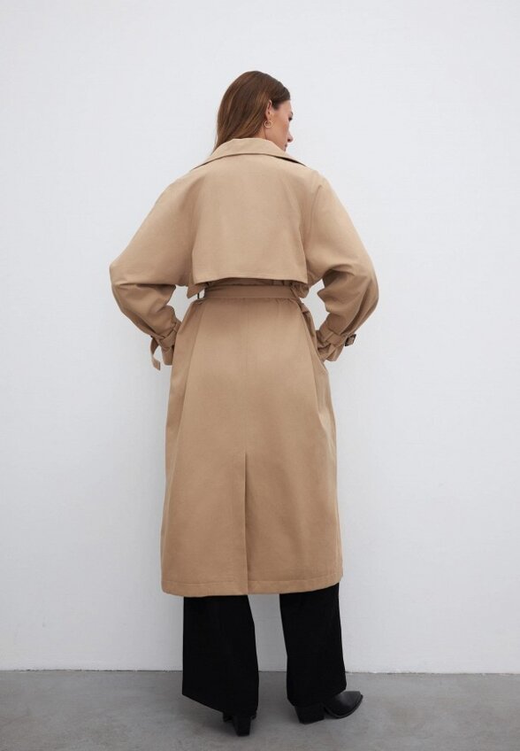 Тренч Charmstore