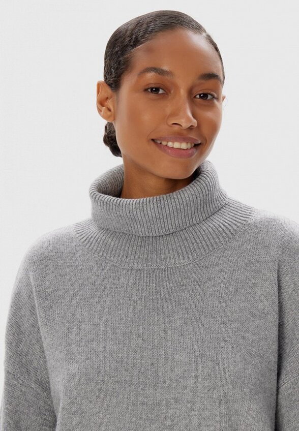 Свитер Evdokia