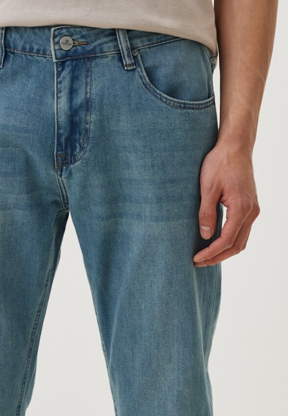 Джинсы Mossmore