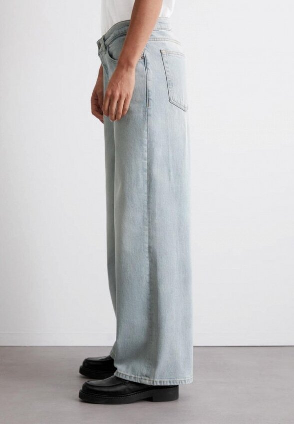 Джинсы Marc O'Polo