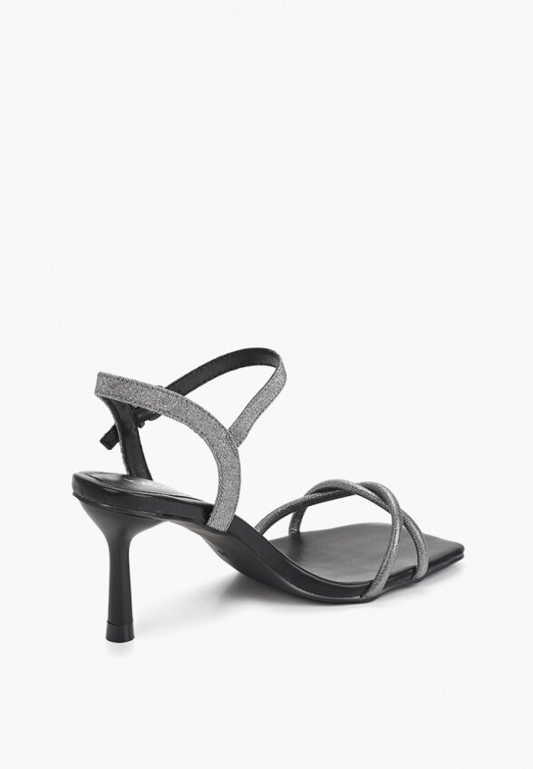 Босоножки Betsy