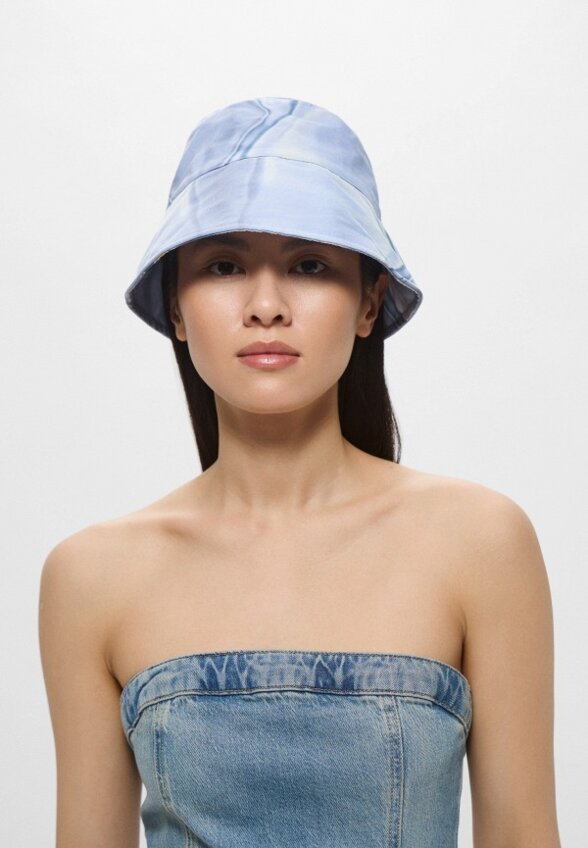 Панама Trussardi