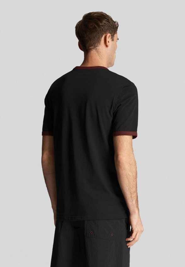 Футболка Lyle & Scott
