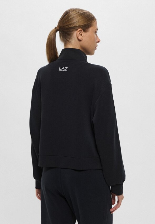 Олимпийка EA7