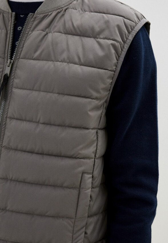 Жилет утепленный Baon