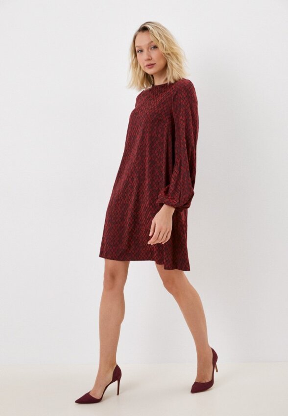 Платье MadaM T