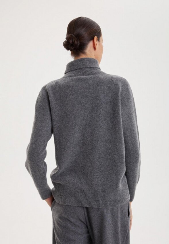 Свитер Bstatement