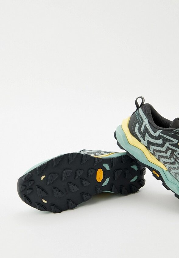 Кроссовки Mizuno