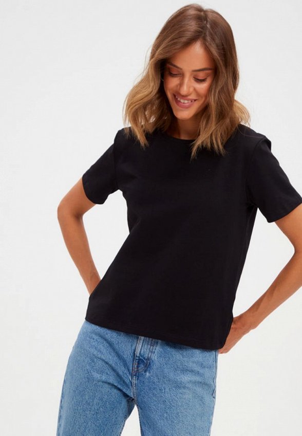 Футболка To Molly from James