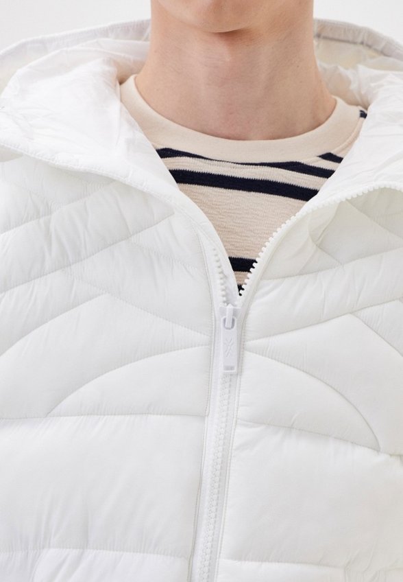 Пуховик United Colors of Benetton