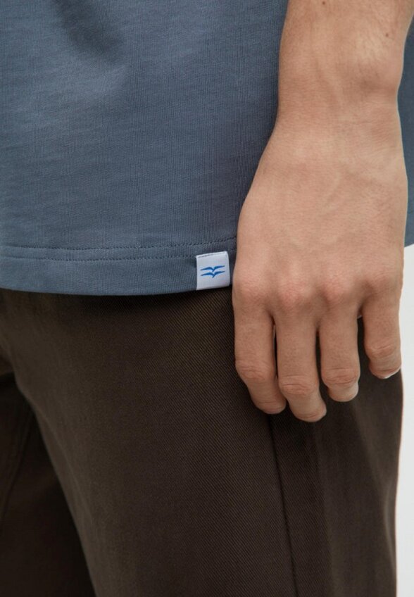 Футболка Finn Flare