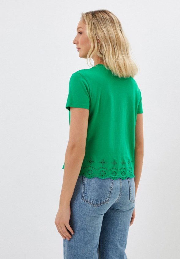 Футболка Colin's