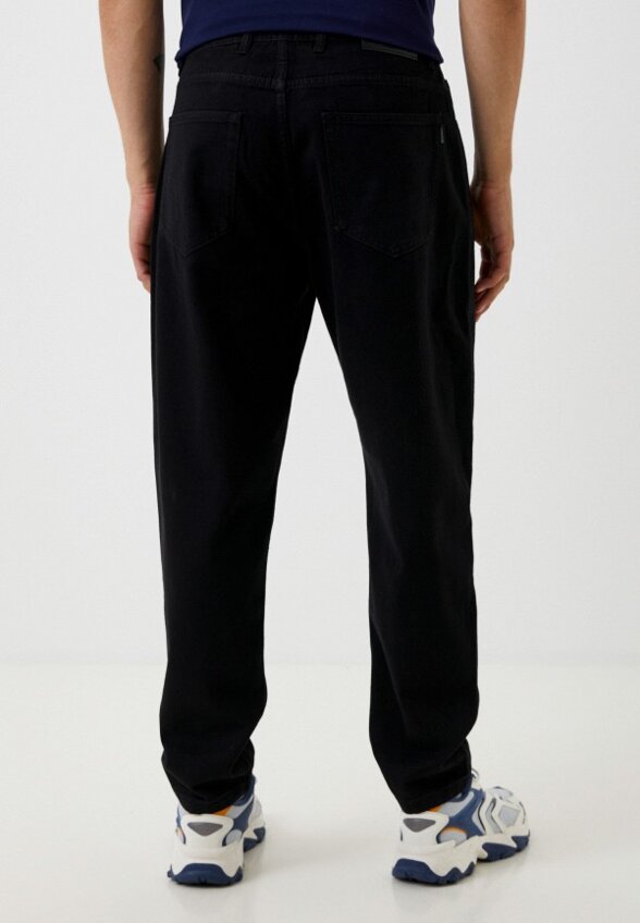 Джинсы Mossmore