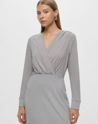 Платье H&M женщинам