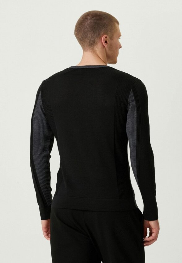 Джемпер NetWork