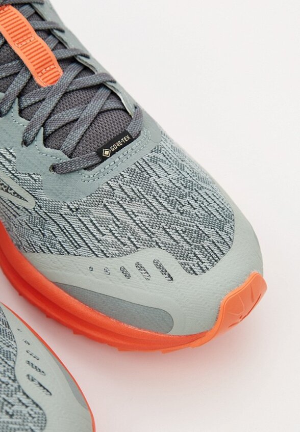 Кроссовки Mizuno