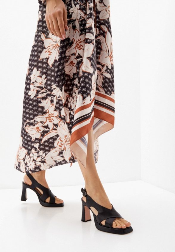 Босоножки Valley