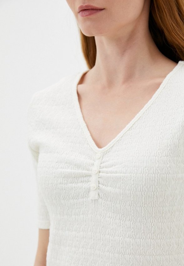 Футболка Colin's