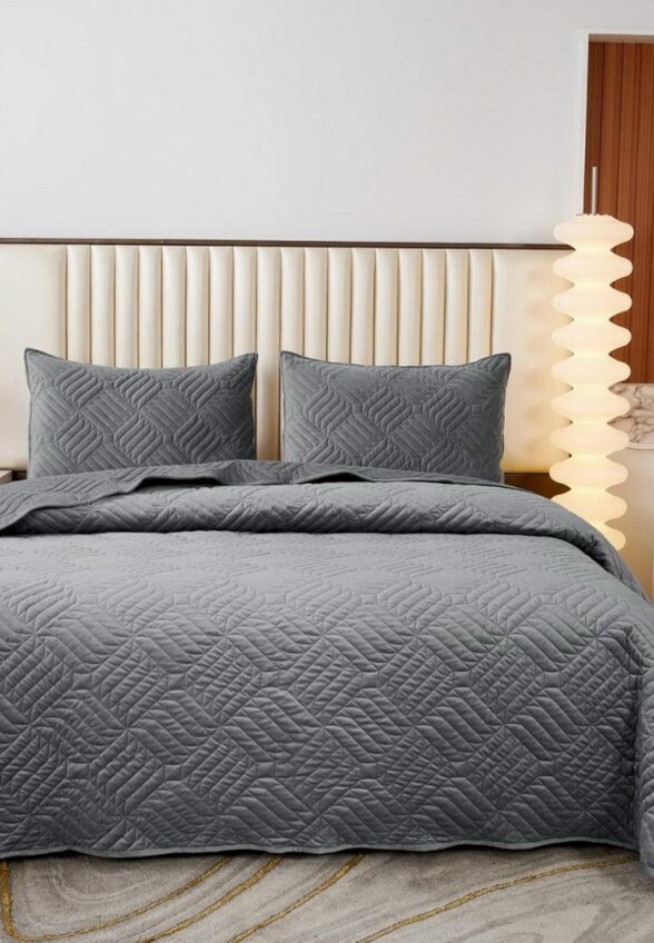 Комплект с покрывалом Sofi De Marko