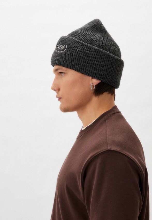 Шапка Аутло