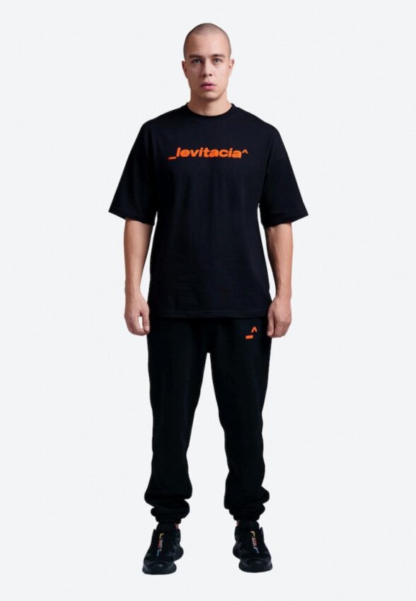 Футболка Levitacia