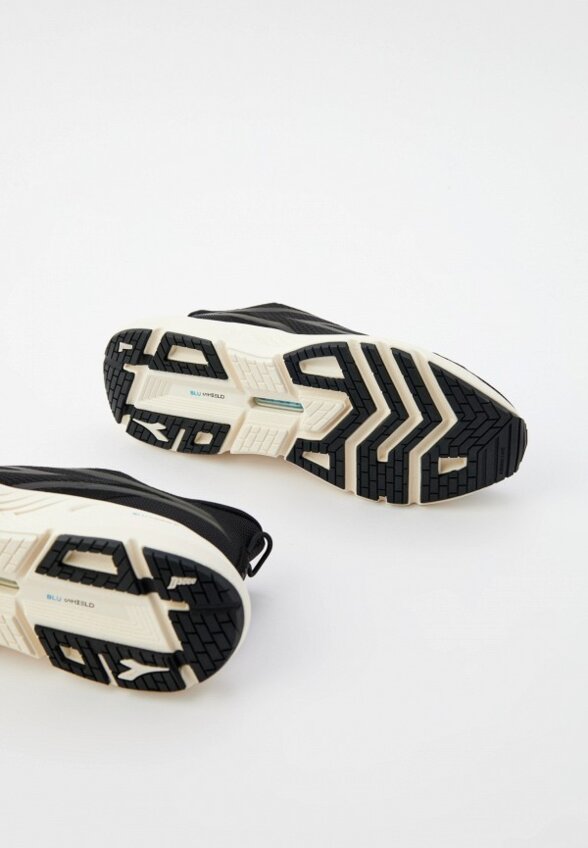 Кроссовки Diadora