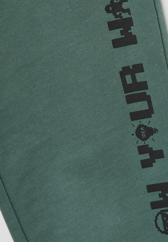 Брюки спортивные Demix