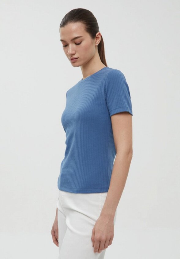 Футболка Finn Flare