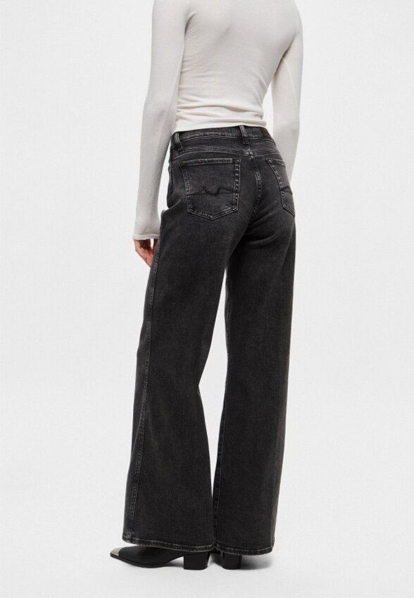 Джинсы 7 For All Mankind